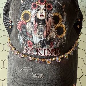 Graphic Print Baseball Hat with Removable Crystal Hat Chain “Be Kind”